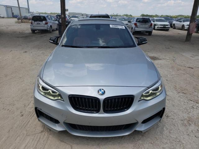 WBA2G1C31HV639015 - 2017 BMW M240I Серебристый фото 5