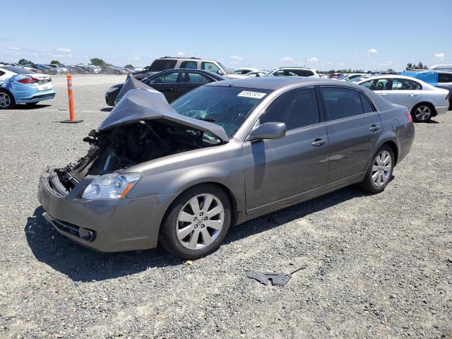 2006 TOYOTA AVALON XL, 