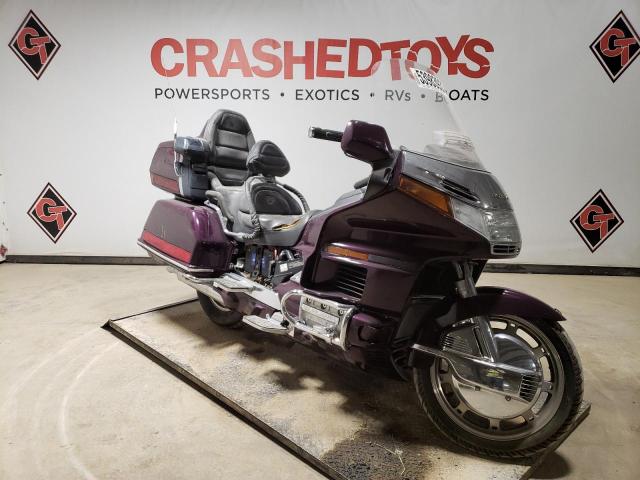 1HFSC220XTA802679 - 1996 HONDA GL1500 A/2 PURPLE photo 1