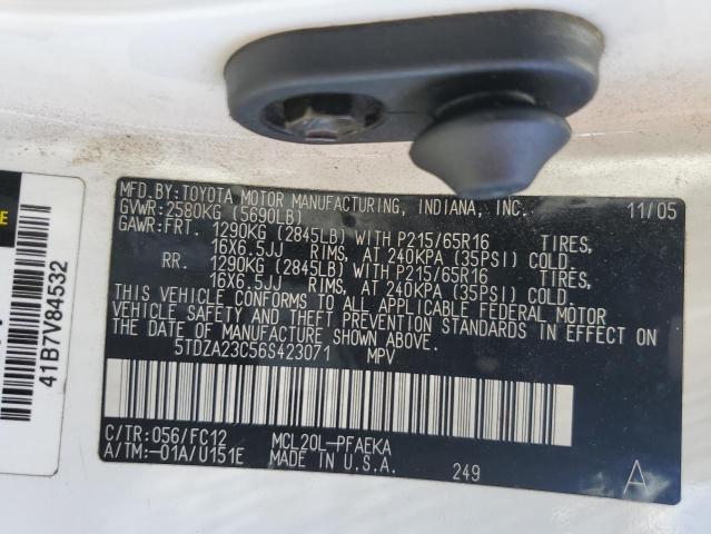 5TDZA23C56S423071 - 2006 TOYOTA SIENNA CE WHITE photo 13