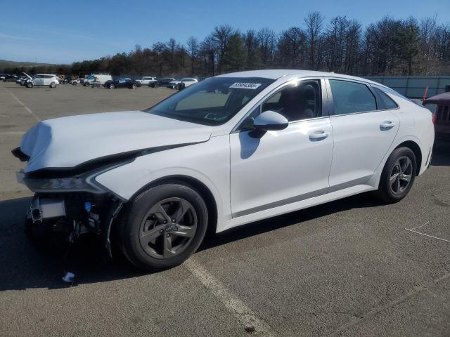 2022 KIA K5 LXS, 
