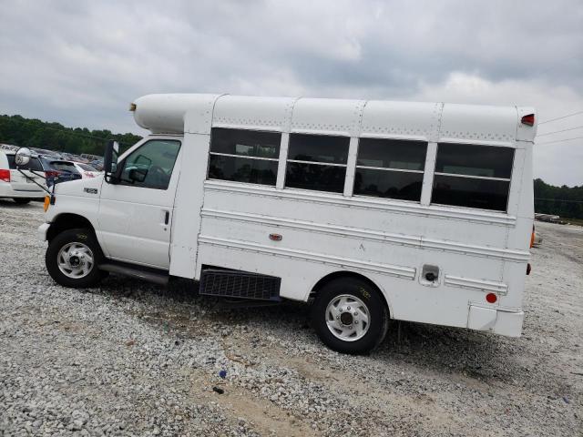 1FDSE35LX5HA88204 - 2005 FORD ECONOLINE E350 SUPER DUTY CUTAWAY VAN WHITE photo 2