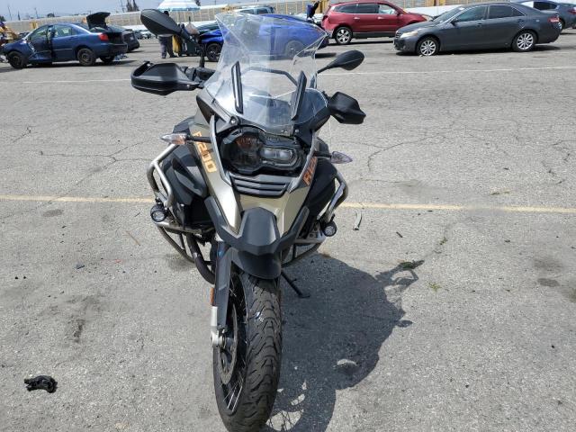 WB10A1201FZ096867 - 2015 BMW R1200 GS ADVENTURE GRAY photo 2