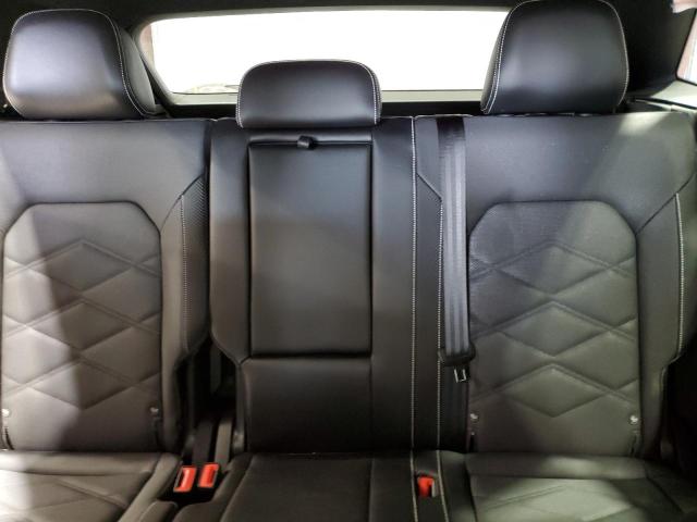 1V2KE2CA8RC240854 - 2024 VOLKSWAGEN ATLAS CROS SE BLACK photo 10