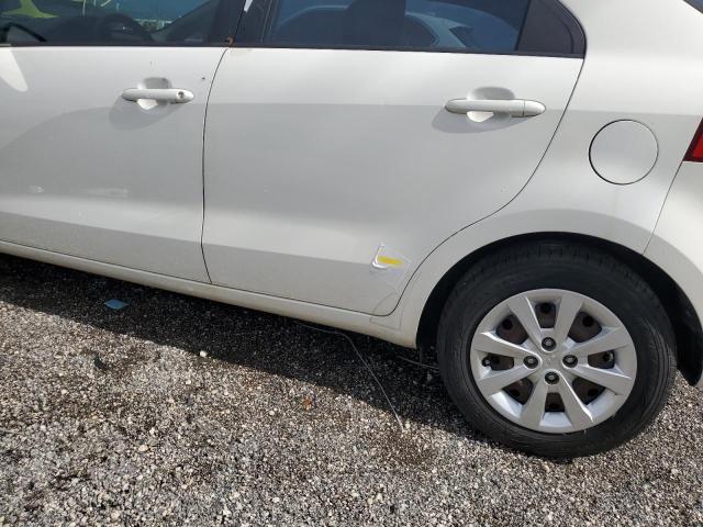 KNADM5A33F6515962 - 2015 KIA RIO LX WHITE photo 12