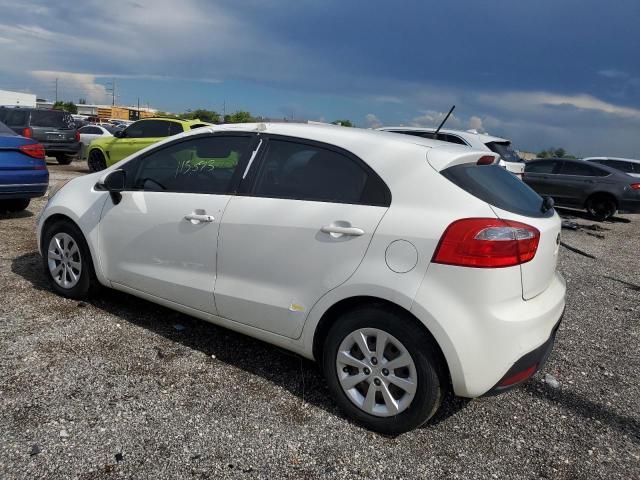 KNADM5A33F6515962 - 2015 KIA RIO LX WHITE photo 2