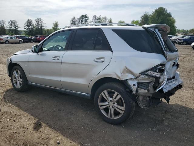 4JGDA5HB2CA028149 - 2012 MERCEDES-BENZ ML 350 4MATIC SILVER photo 2