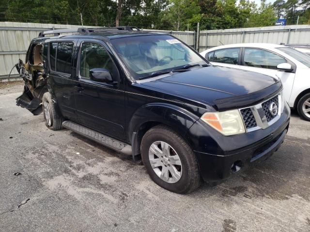 5N1AR18U85C715097 - 2005 NISSAN PATHFINDER LE BLACK photo 4
