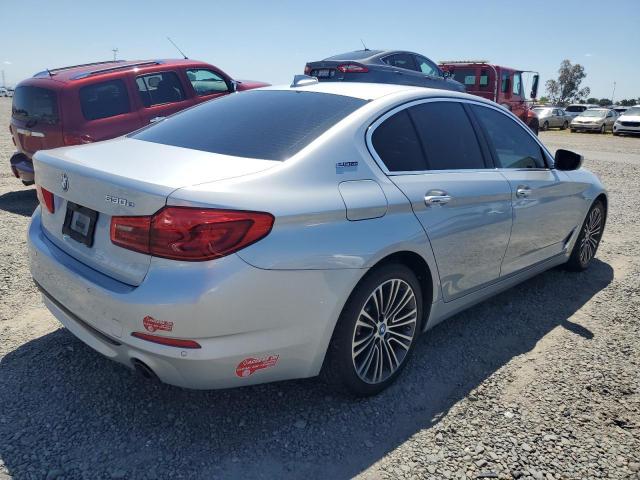 WBAJB1C51JB085073 - 2018 BMW 530XE SILVER photo 3