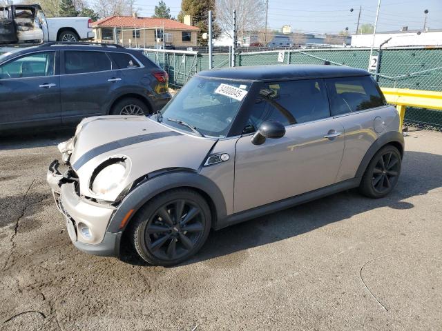 2013 MINI COOPER, 