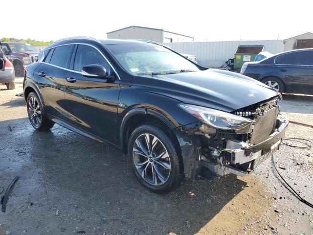 SJKCH5CRXHA025553 - 2017 INFINITI QX30 BASE BLACK photo 4