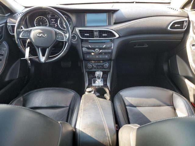 SJKCH5CRXHA025553 - 2017 INFINITI QX30 BASE 黑色 照片 8