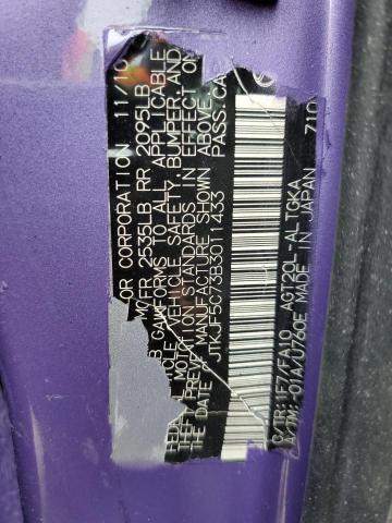 JTKJF5C73B3011433 - 2011 TOYOTA SCION TC 紫色 照片 13