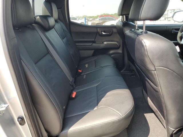 3TMGZ5AN4NM506124 - 2022 TOYOTA TACOMA DOUBLE CAB 银色 照片 10
