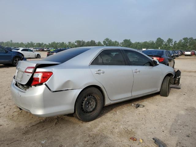 4T4BF1FK8CR186925 - 2012 TOYOTA CAMRY BASE SILVER photo 3
