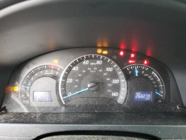 4T4BF1FK8CR186925 - 2012 TOYOTA CAMRY BASE SILVER photo 9