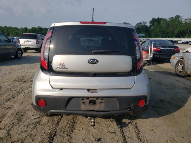 KNDJN2A22K7002246 - 2019 KIA SOUL SILVER photo 6