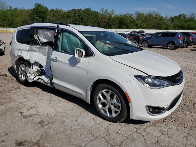 2C4RC1BG9HR777194 - 2017 CHRYSLER PACIFICA TOURING L WHITE photo 4