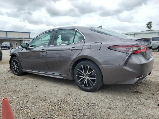 4T1G11AK8PU739343 - 2023 TOYOTA CAMRY SE NIGHT SHADE GRAY photo 2