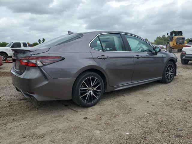 4T1G11AK8PU739343 - 2023 TOYOTA CAMRY SE NIGHT SHADE GRAY photo 3