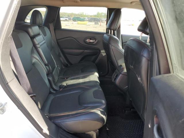 1C4PJMBS0GW172120 - 2016 JEEP CHEROKEE TRAILHAWK WHITE photo 11