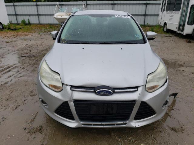 1FAHP3H20CL185813 - 2012 FORD FOCUS SEL GRAY photo 5