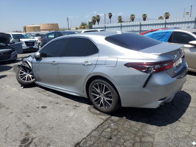 4T1S31AK1PU617962 - 2023 TOYOTA CAMRY SE NIGHT SHADE GRAY photo 2