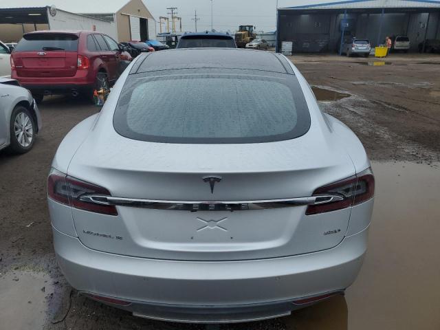 5YJSA1E21GF120195 - 2016 TESLA MODEL S Արծաթագույն լուսանկար 6