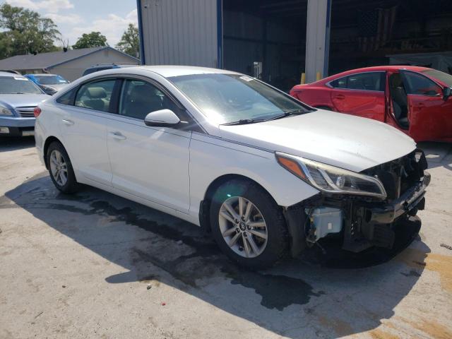 5NPE24AA9FH127663 - 2015 HYUNDAI SONATA ECO WHITE photo 4