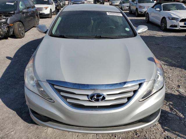 5NPEB4AC2EH933456 - 2014 HYUNDAI SONATA GLS SILVER photo 5