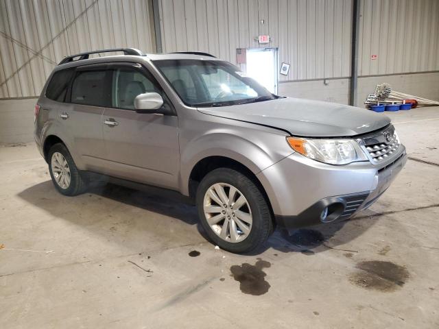 JF2SHADC0BH733957 - 2011 SUBARU FORESTER 2.5X PREMIUM 银色 照片 4