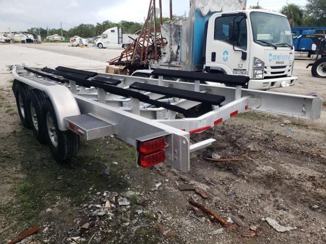 4DJAB3632GA011860 - 2016 AMERICAN MOTORS TRAILER SILVER photo 3