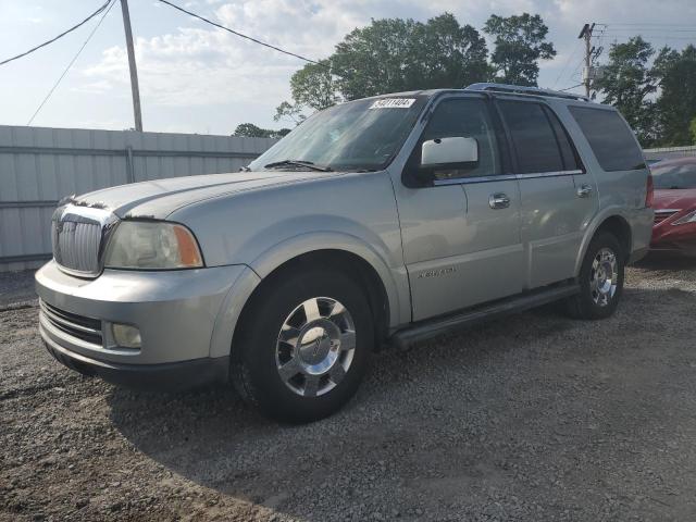 2005 LINCOLN NAVIGATOR, 