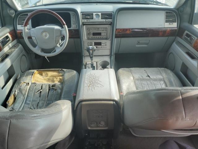 5LMFU27515LJ01851 - 2005 LINCOLN NAVIGATOR 银色 照片 8
