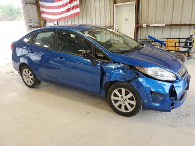 3FADP4BJ2BM172319 - 2011 FORD FIESTA SE BLUE photo 4