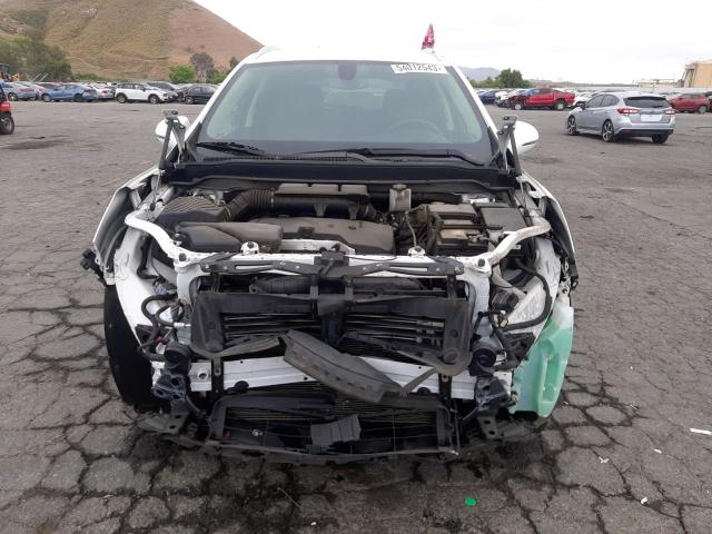 LRBFX2SA4KD043273 - 2019 BUICK ENVISION ESSENCE WHITE photo 5