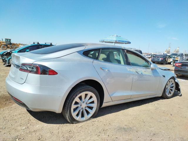 5YJSA1E29JF271700 - 2018 TESLA MODEL S Արծաթագույն լուսանկար 3