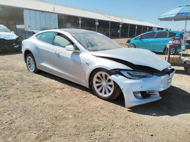 5YJSA1E29JF271700 - 2018 TESLA MODEL S Արծաթագույն լուսանկար 4