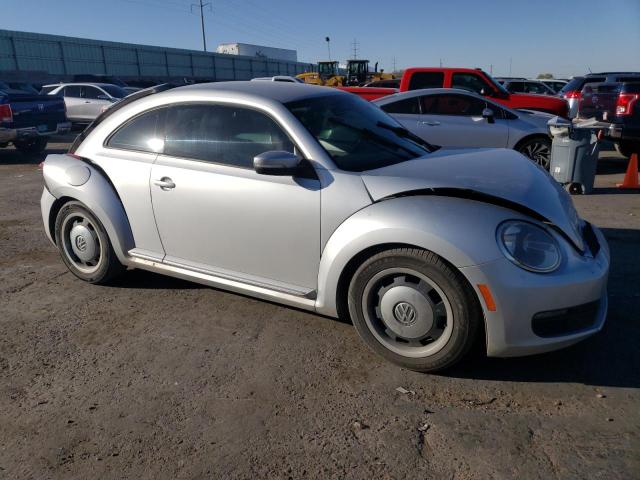 3VWJP7AT6DM612852 - 2013 VOLKSWAGEN BEETLE SILVER photo 4