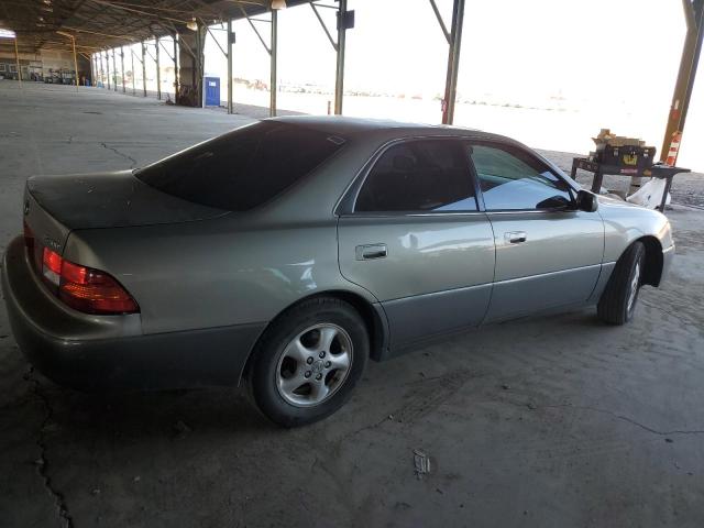 JT8BF22G7V0048677 - 1997 LEXUS ES 300 GRAY photo 3