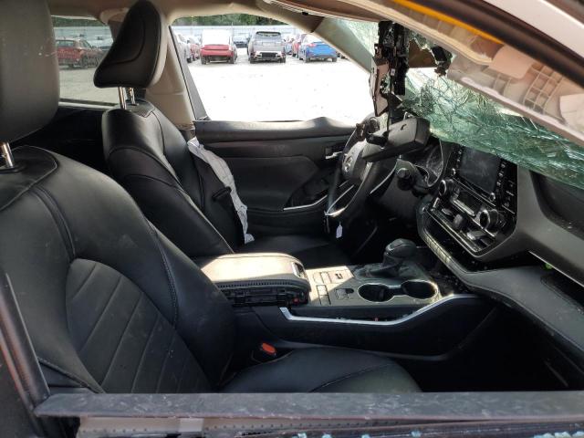 5TDGZRBH5NS585643 - 2022 TOYOTA HIGHLANDER XLE WHITE photo 7