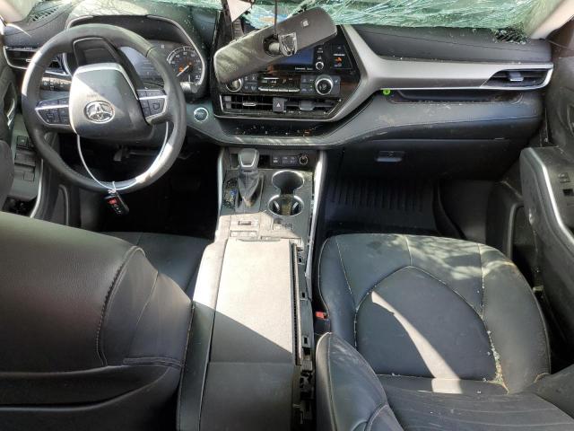 5TDGZRBH5NS585643 - 2022 TOYOTA HIGHLANDER XLE WHITE photo 8