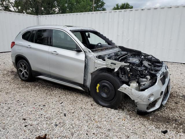 WBXHT3C51K5L35960 - 2019 BMW X1 XDRIVE28I SILVER photo 4