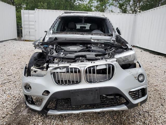 WBXHT3C51K5L35960 - 2019 BMW X1 XDRIVE28I SILVER photo 5