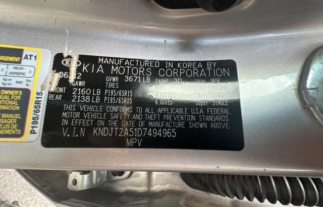 KNDJT2A51D7494965 - 2013 KIA SOUL SILVER photo 10