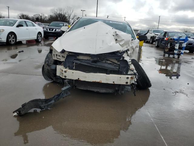 1G1ZC5E00CF341557 - 2012 CHEVROLET MALIBU 1LT WHITE photo 5