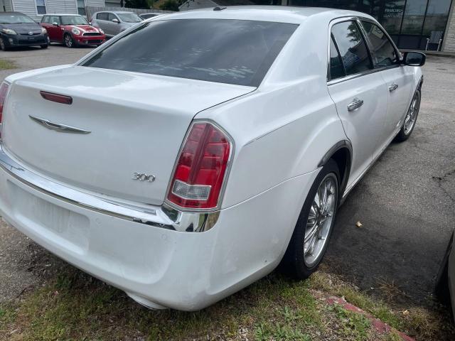 2C3CA5CG2BH528206 - 2011 CHRYSLER 300 LIMITED WHITE photo 4