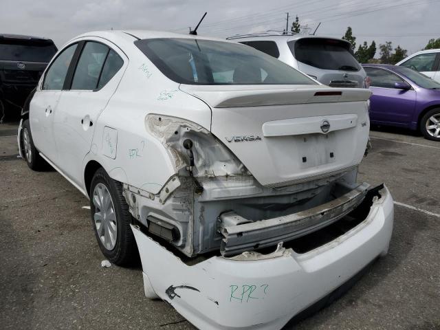 3N1CN7AP3HL866232 - 2017 NISSAN VERSA S WHITE photo 2