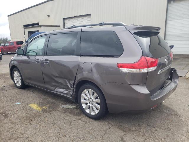 5TDDK3DC7BS006931 - 2011 TOYOTA SIENNA XLE GRAY photo 2