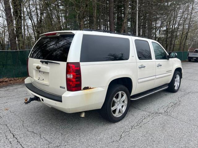 1GNFK16328R203112 - 2008 CHEVROLET SUBURBAN K1500 LS WHITE photo 4